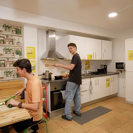 Onefam Batllo Hostel